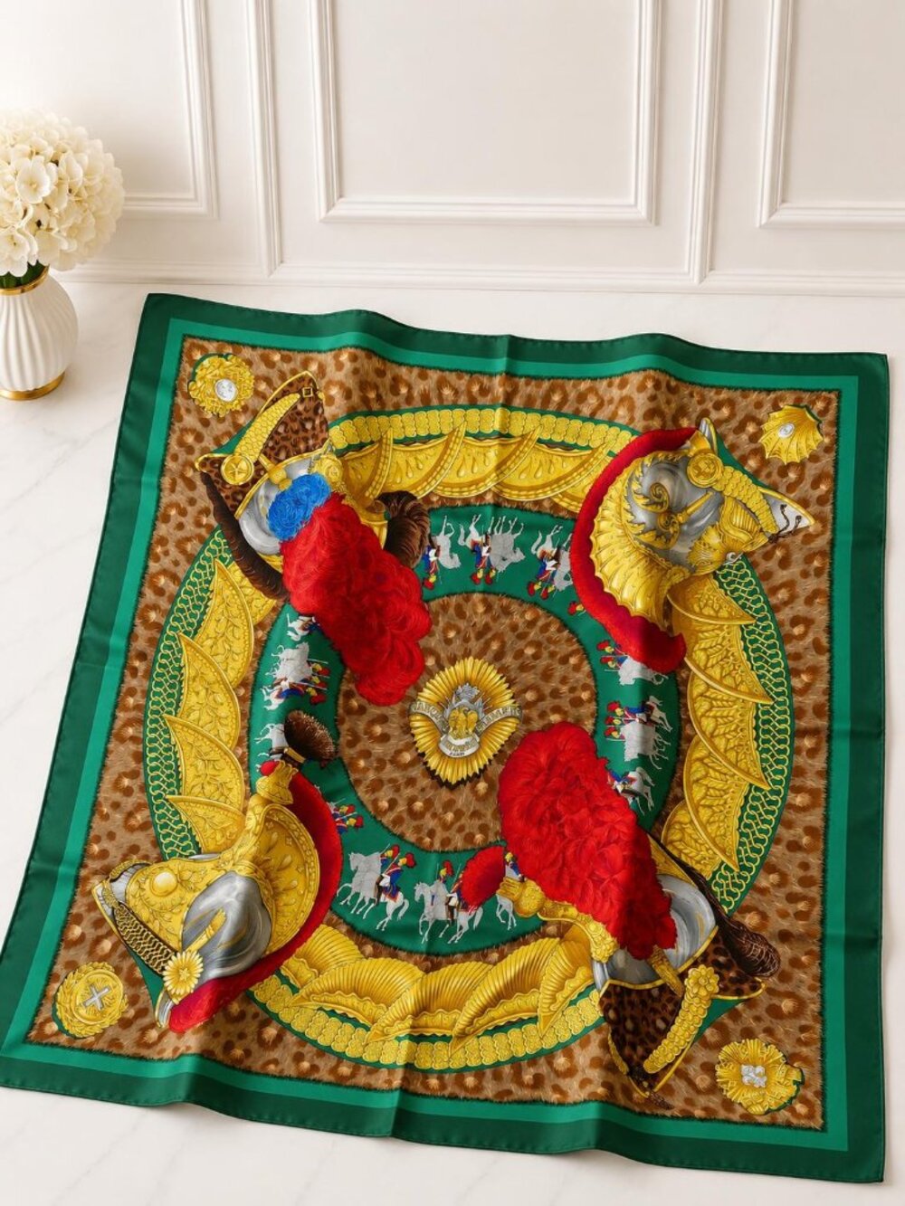 Authentic Hermès Casques et Plumets Carré 90 Silk Scarf Green Gold